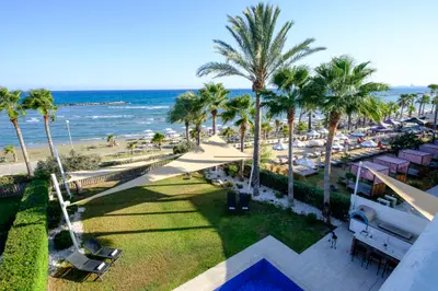 Outdoor areas - image 26