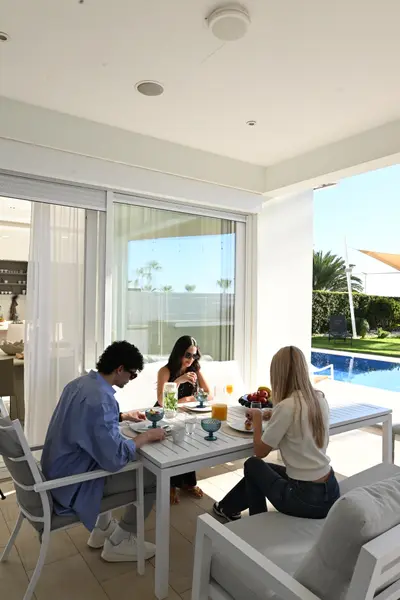 Outdoor areas - image 15